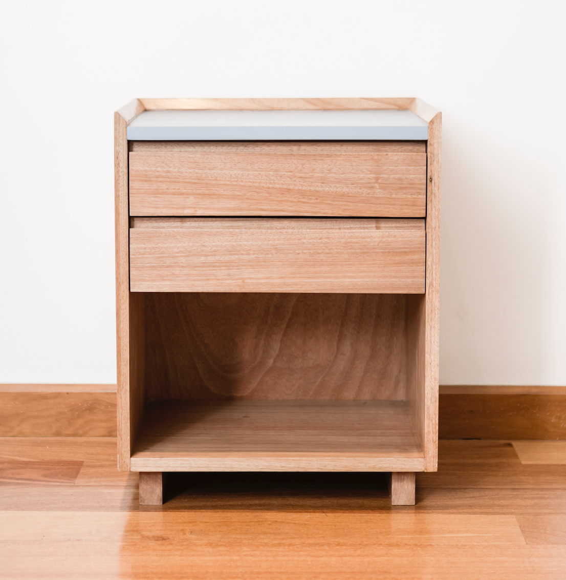 Mesa de Noche MOSSEL