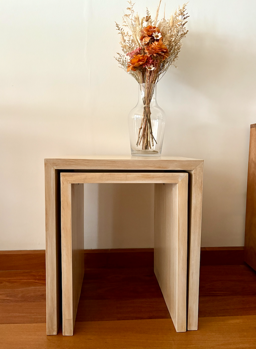 Mesas Auxilares NIDO