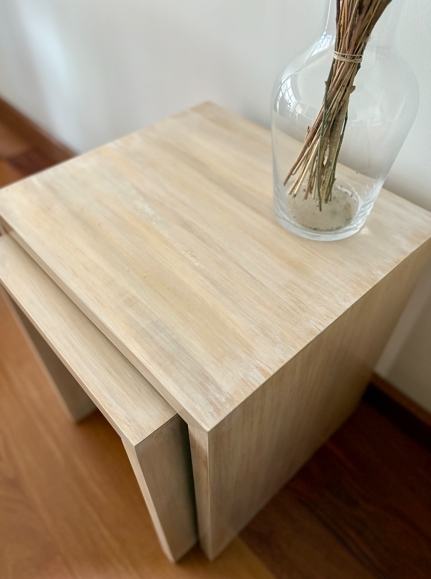 Mesas Auxilares NIDO